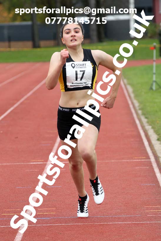 200 metres, NECAA Open Meeting, Morpeth, Sunday, October 18th. David T. Hewitson/Sports for All Pics